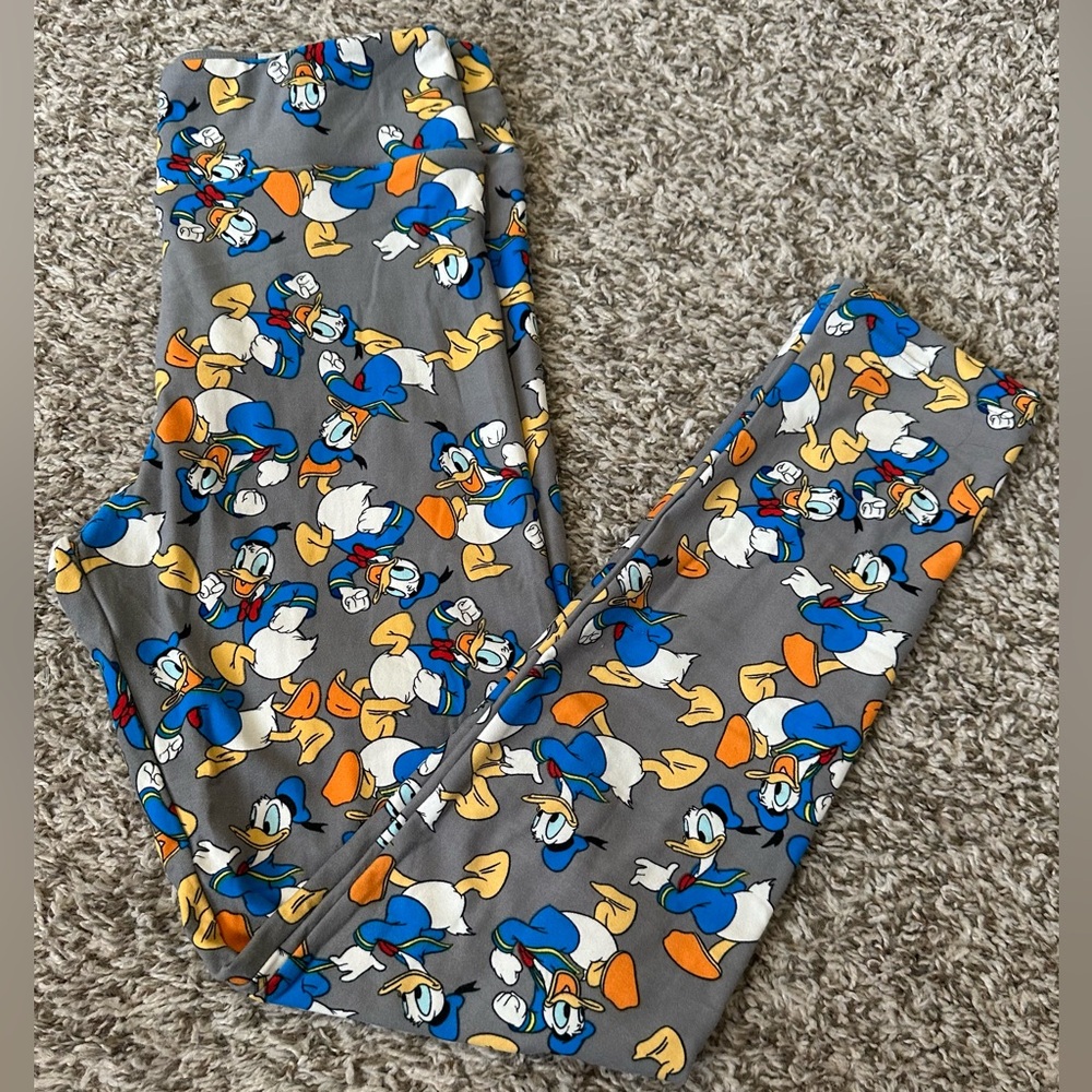 LuLaRoe Donald Duck OS Woman’s Leggings